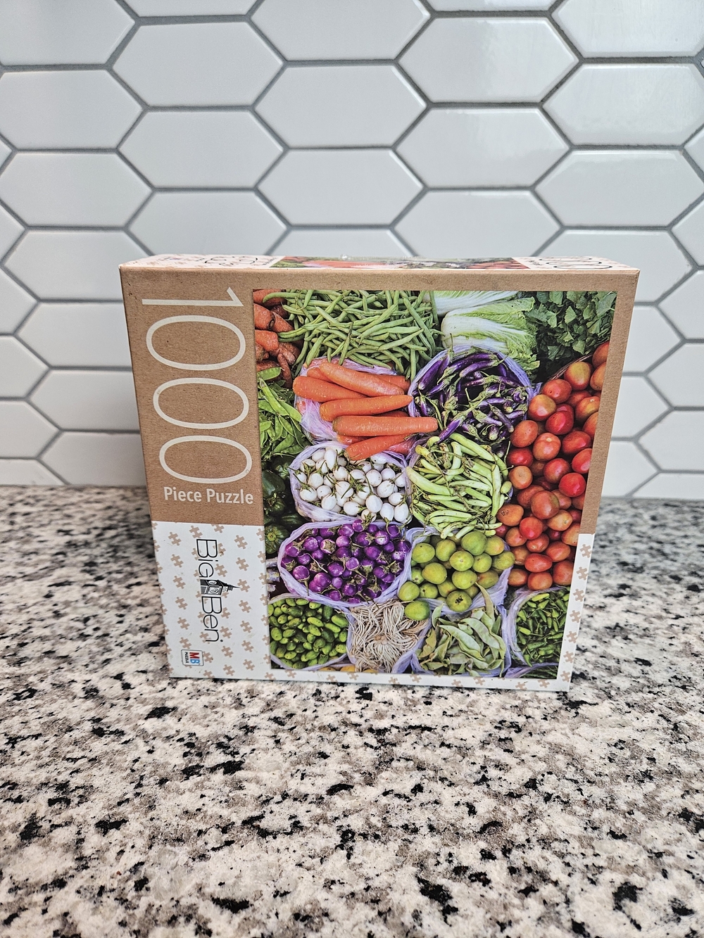 1000-Piece Fresh Market Vegetables Puzzle - Multicolor